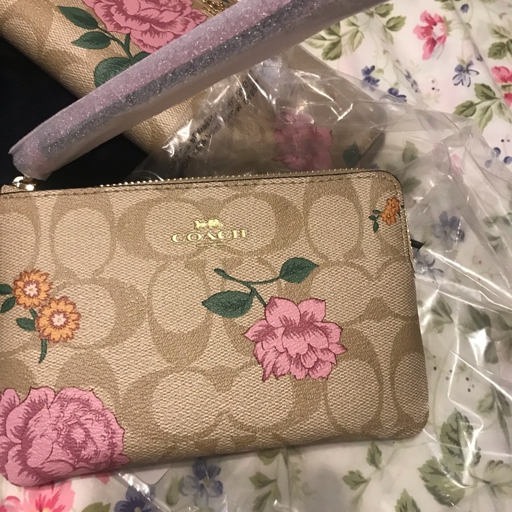 Beautiful Wristlets